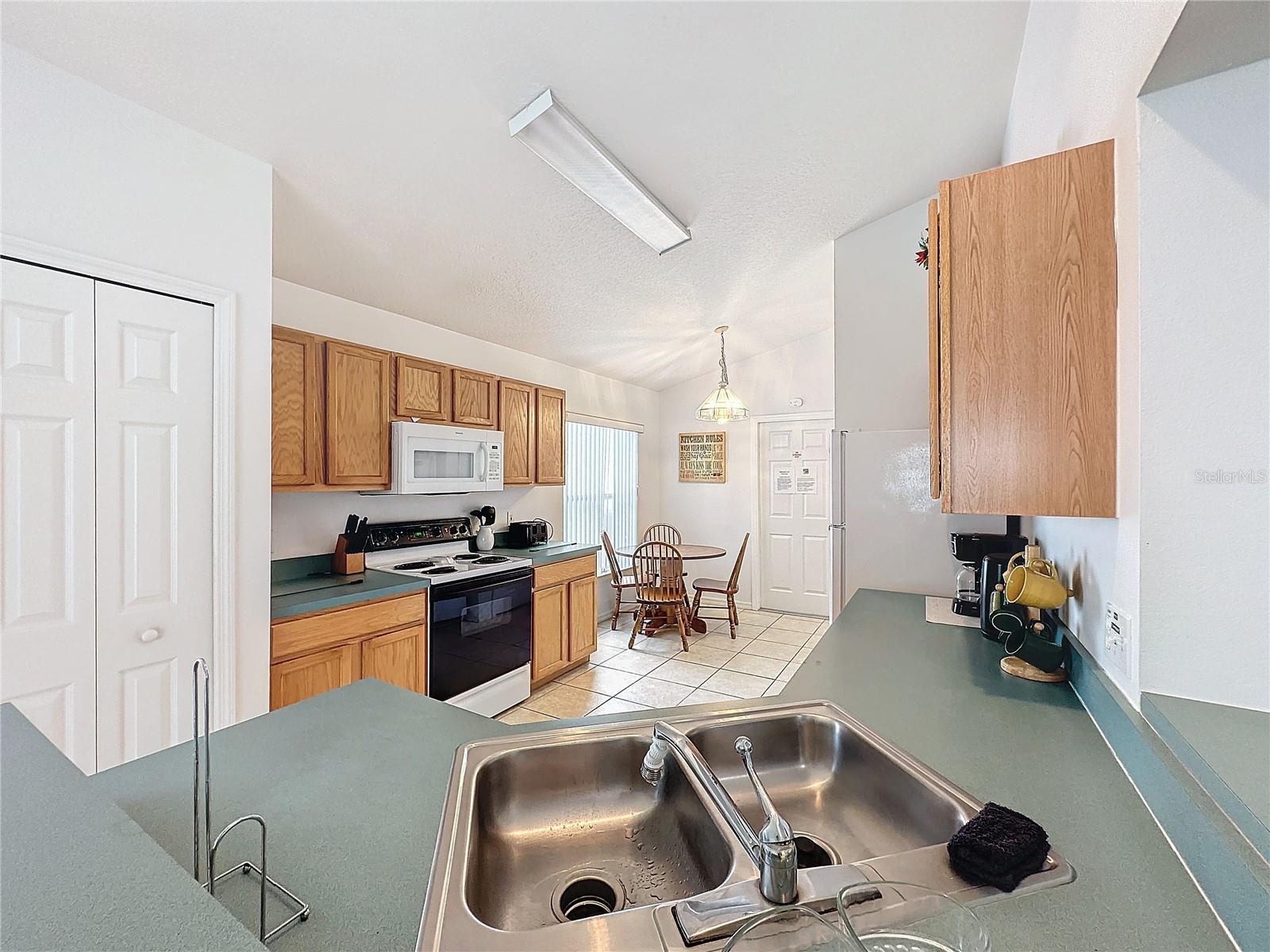 531 HOLLINGSHEAD LOOP, DAVENPORT, FL, 33896