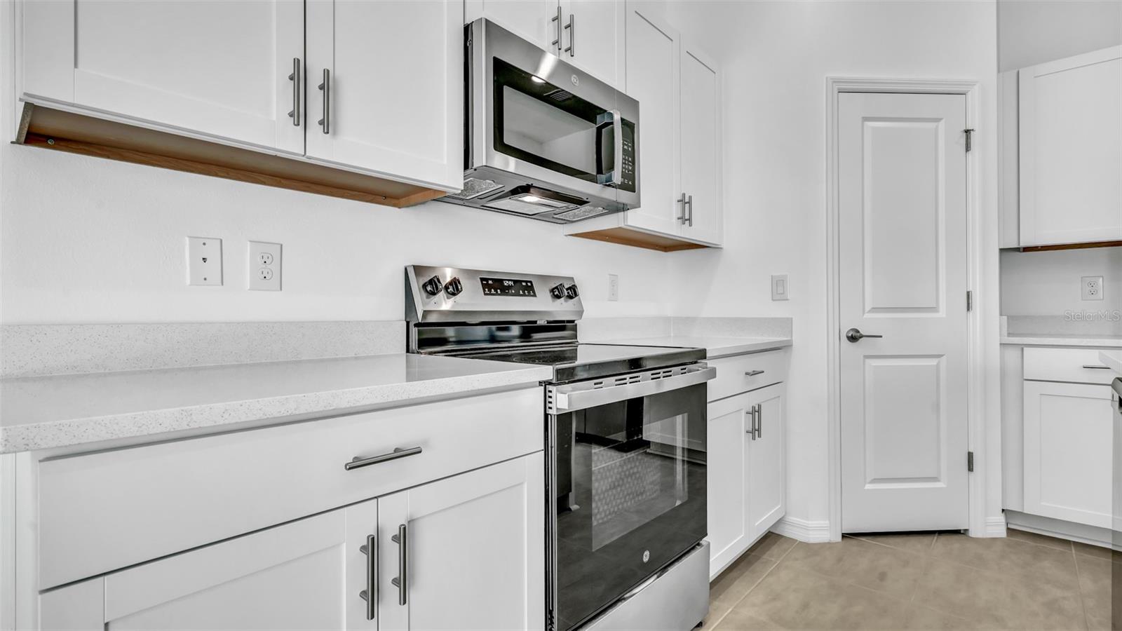 2192 HALLIER CV, WESLEY CHAPEL, FL, 33543
