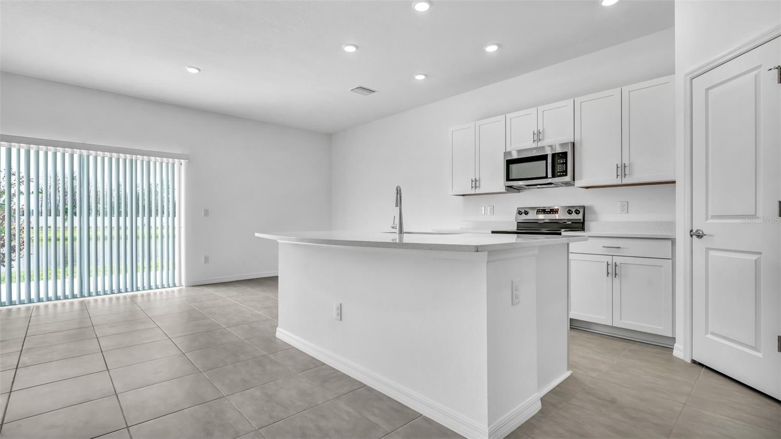 2192 HALLIER CV, WESLEY CHAPEL, FL, 33543