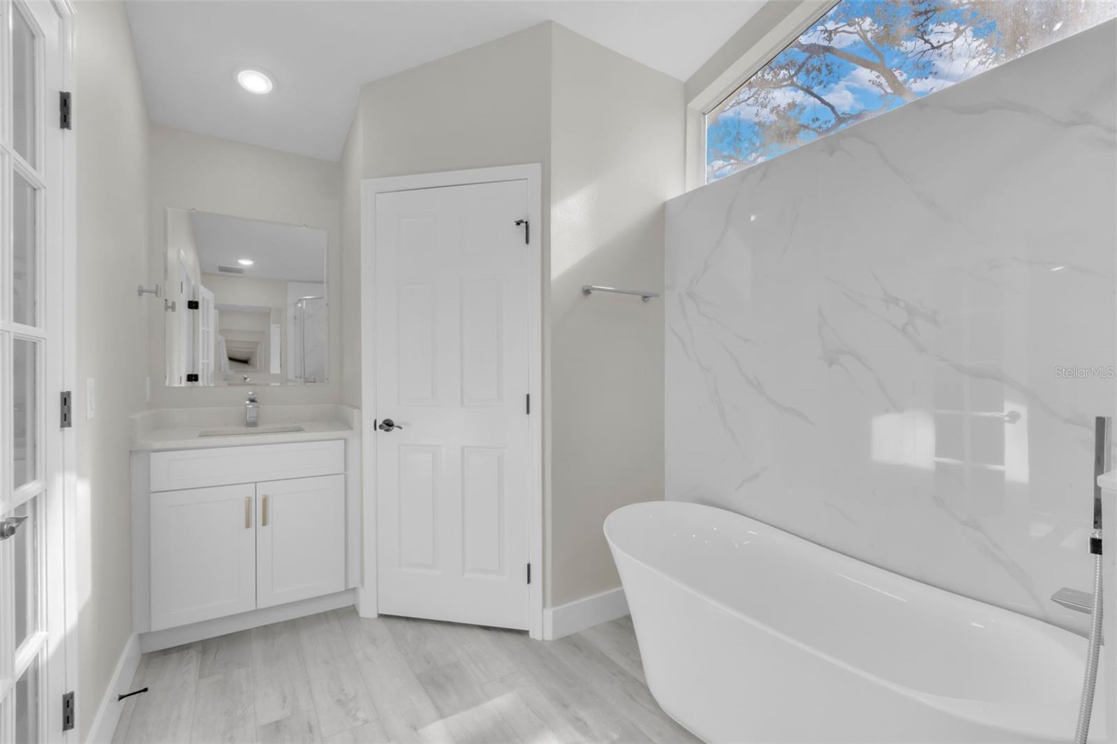 1812 COROLLA CT, DELTONA, FL, 32738