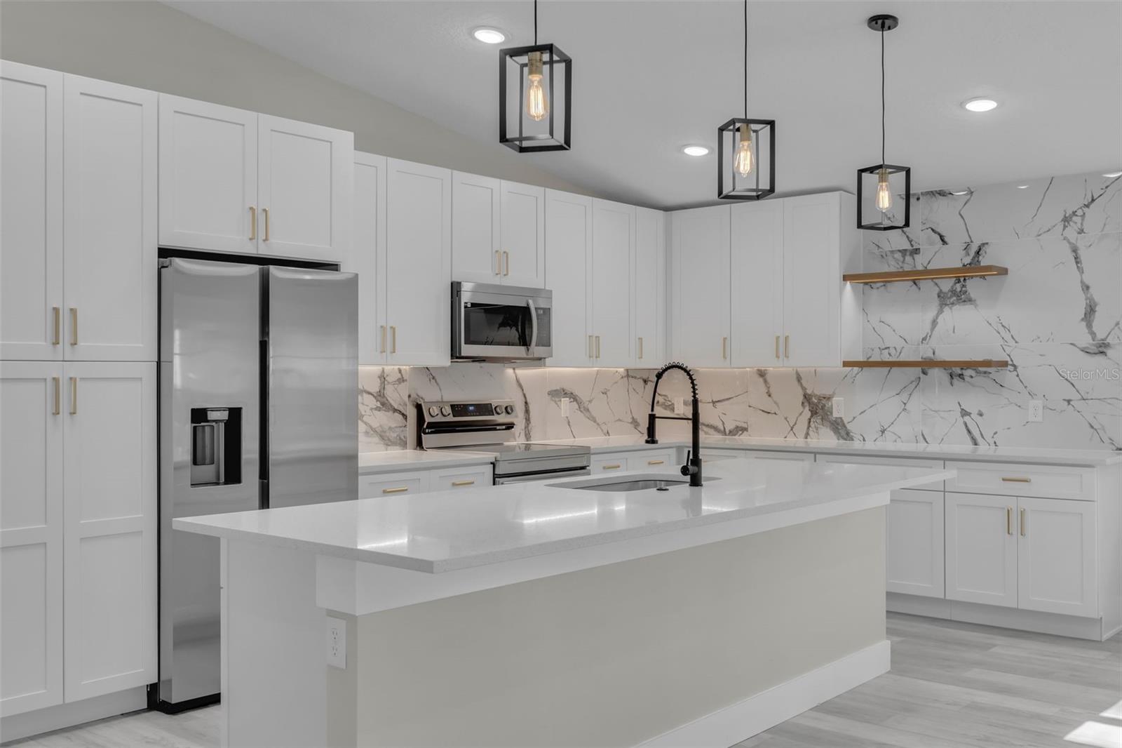 1812 COROLLA CT, DELTONA, FL, 32738