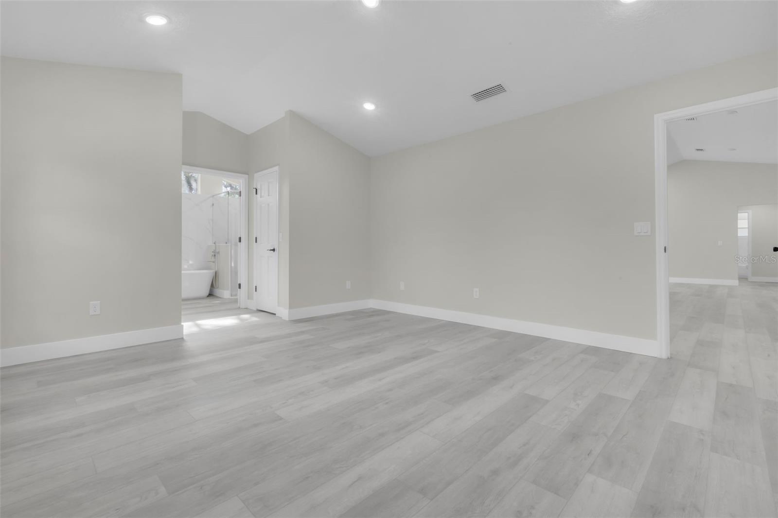 1812 COROLLA CT, DELTONA, FL, 32738
