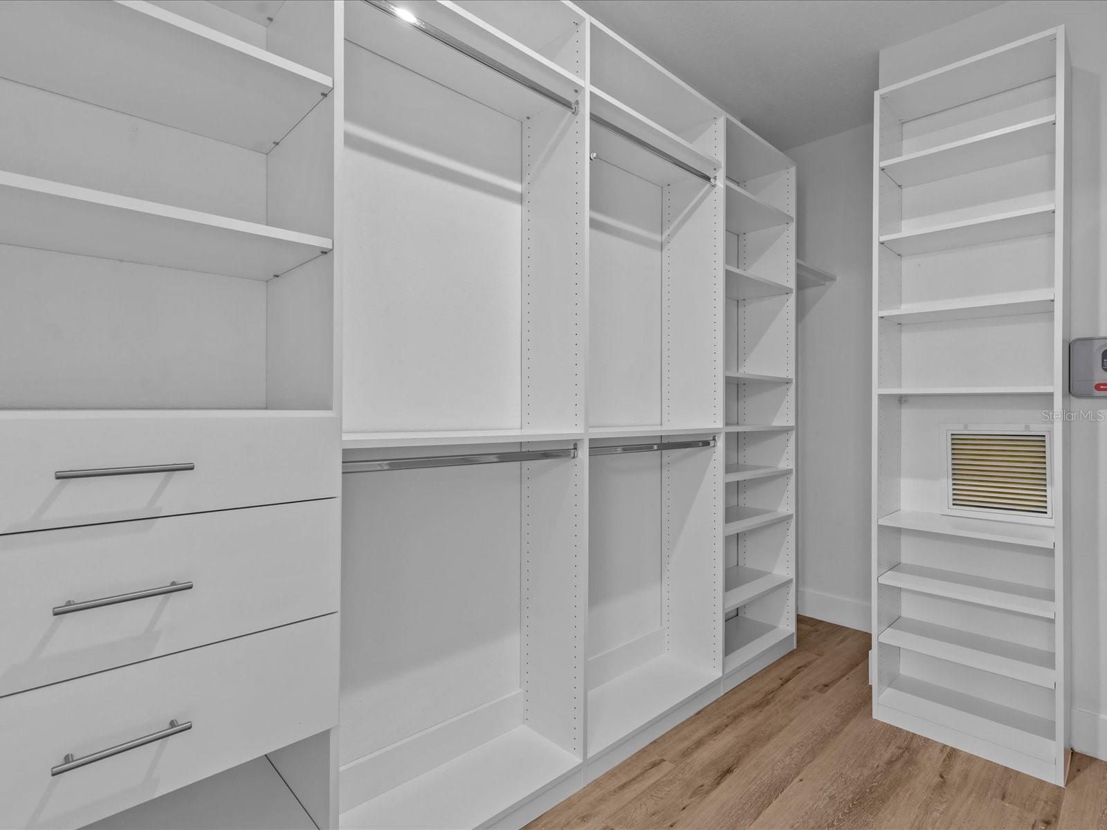 8348 LINDAHL ALY, ORLANDO, FL, 32827