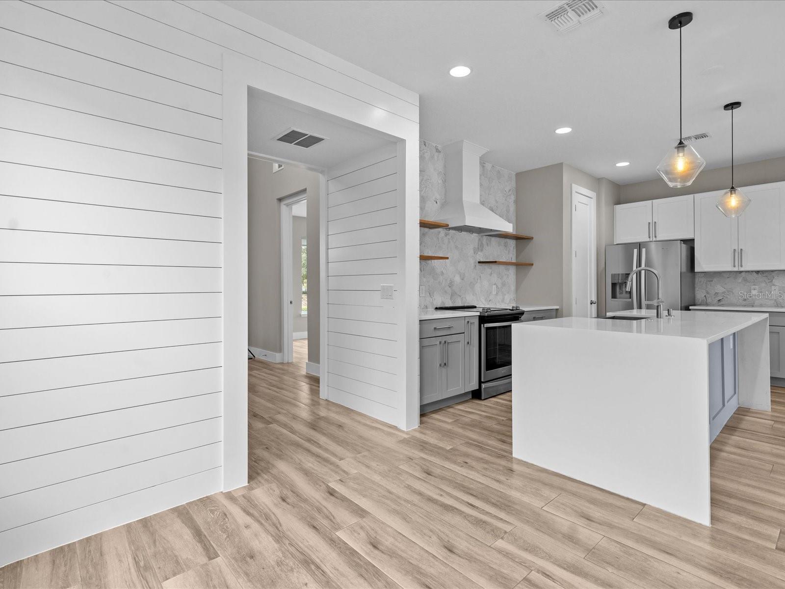 8348 LINDAHL ALY, ORLANDO, FL, 32827