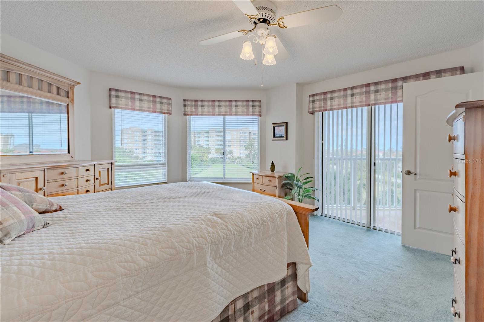 3 OCEANS WEST BLVD #4A5, DAYTONA BEACH SHORES, FL, 32118