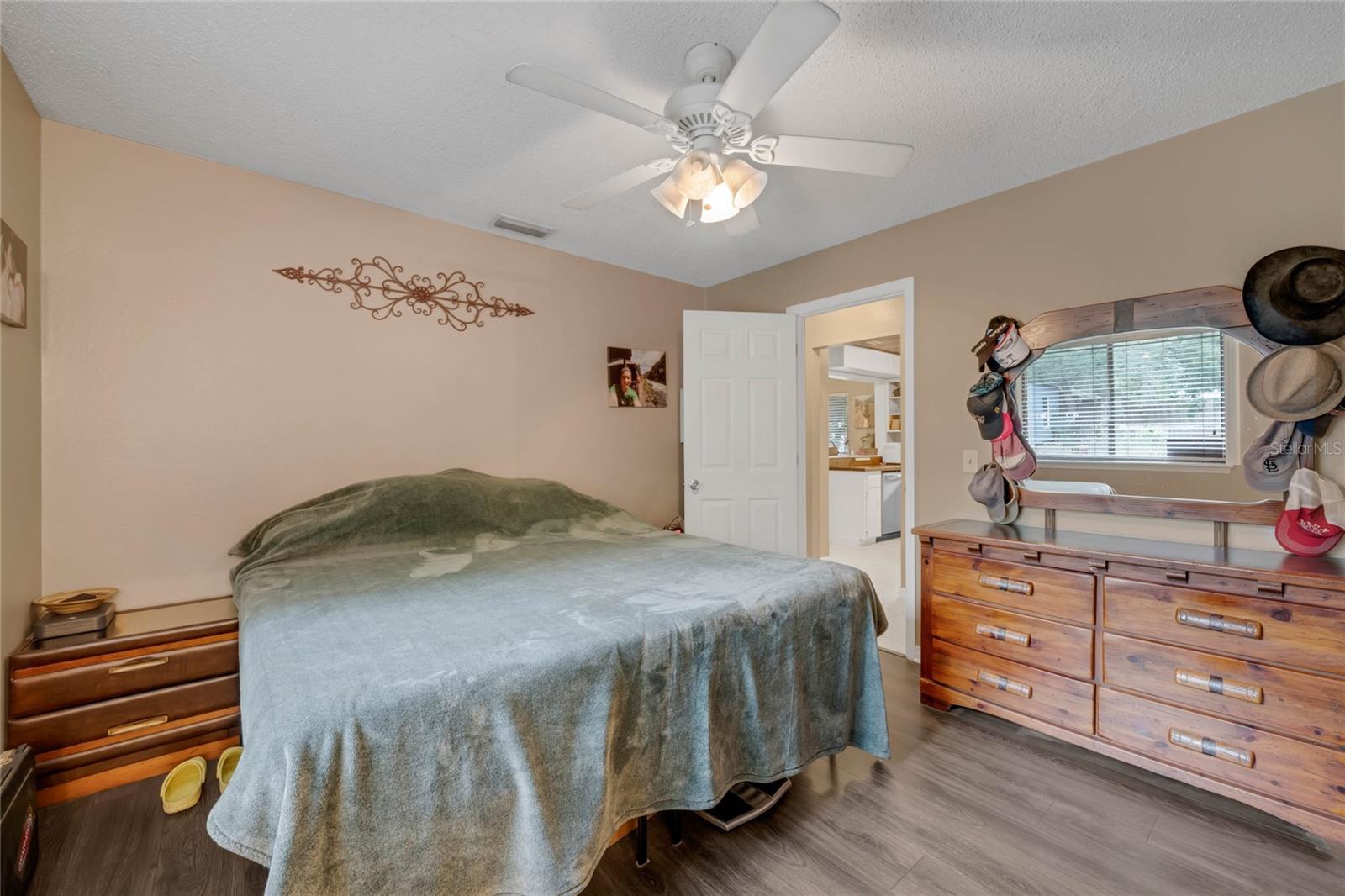2420 W PARK RD, DELAND, FL, 32724