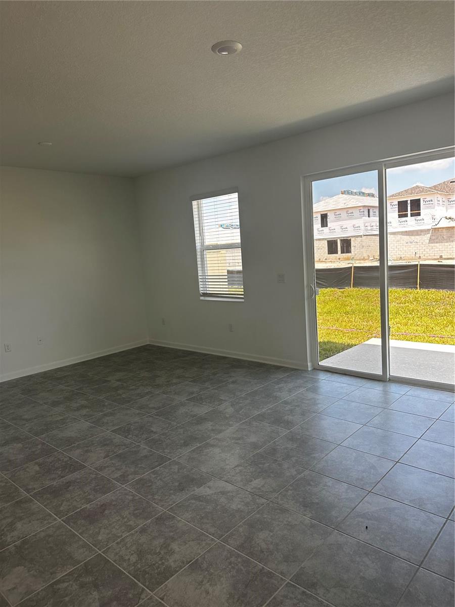 2427 SKYLINE LOOP, KISSIMMEE, FL, 34758