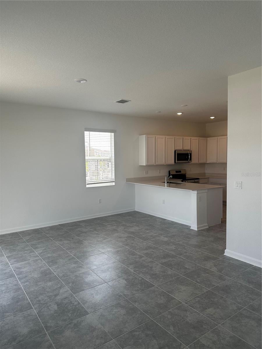 2427 SKYLINE LOOP, KISSIMMEE, FL, 34758