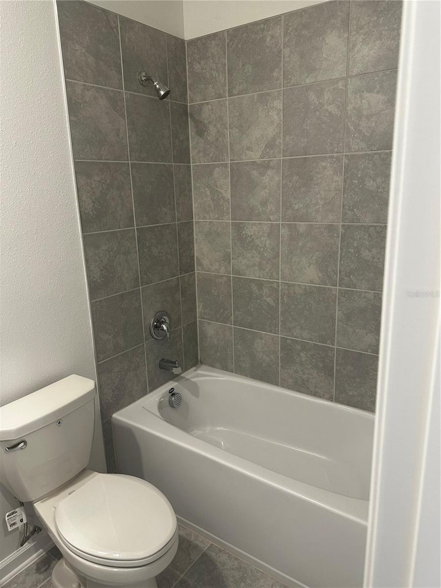 2427 SKYLINE LOOP, KISSIMMEE, FL, 34758