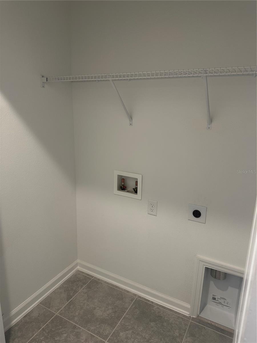 2427 SKYLINE LOOP, KISSIMMEE, FL, 34758