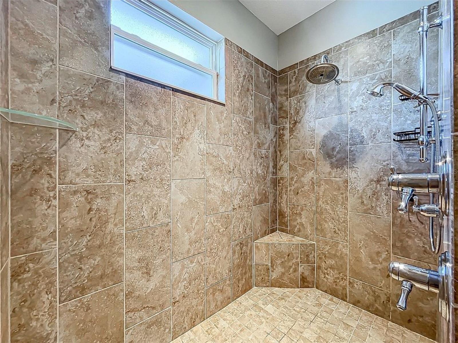 495 GUERRANT ST, UMATILLA, FL, 32784