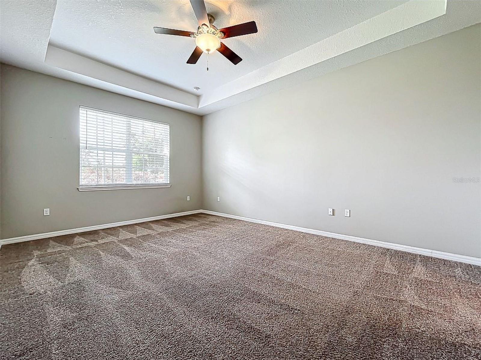 495 GUERRANT ST, UMATILLA, FL, 32784