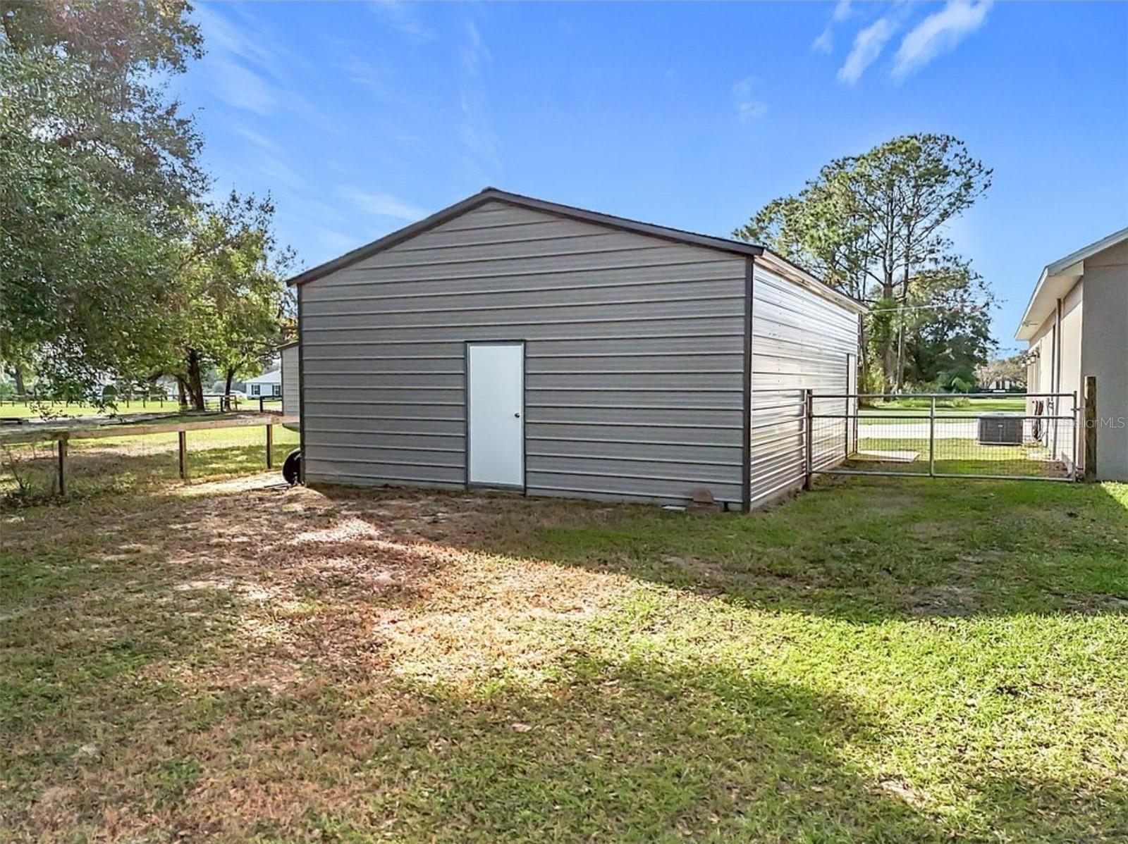 495 GUERRANT ST, UMATILLA, FL, 32784