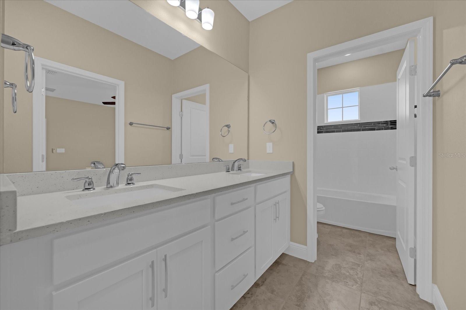 2136 KEYSTONE PASS BLVD, MINNEOLA, FL, 34715