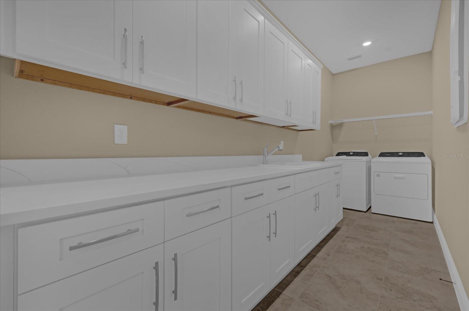 2136 KEYSTONE PASS BLVD, MINNEOLA, FL, 34715