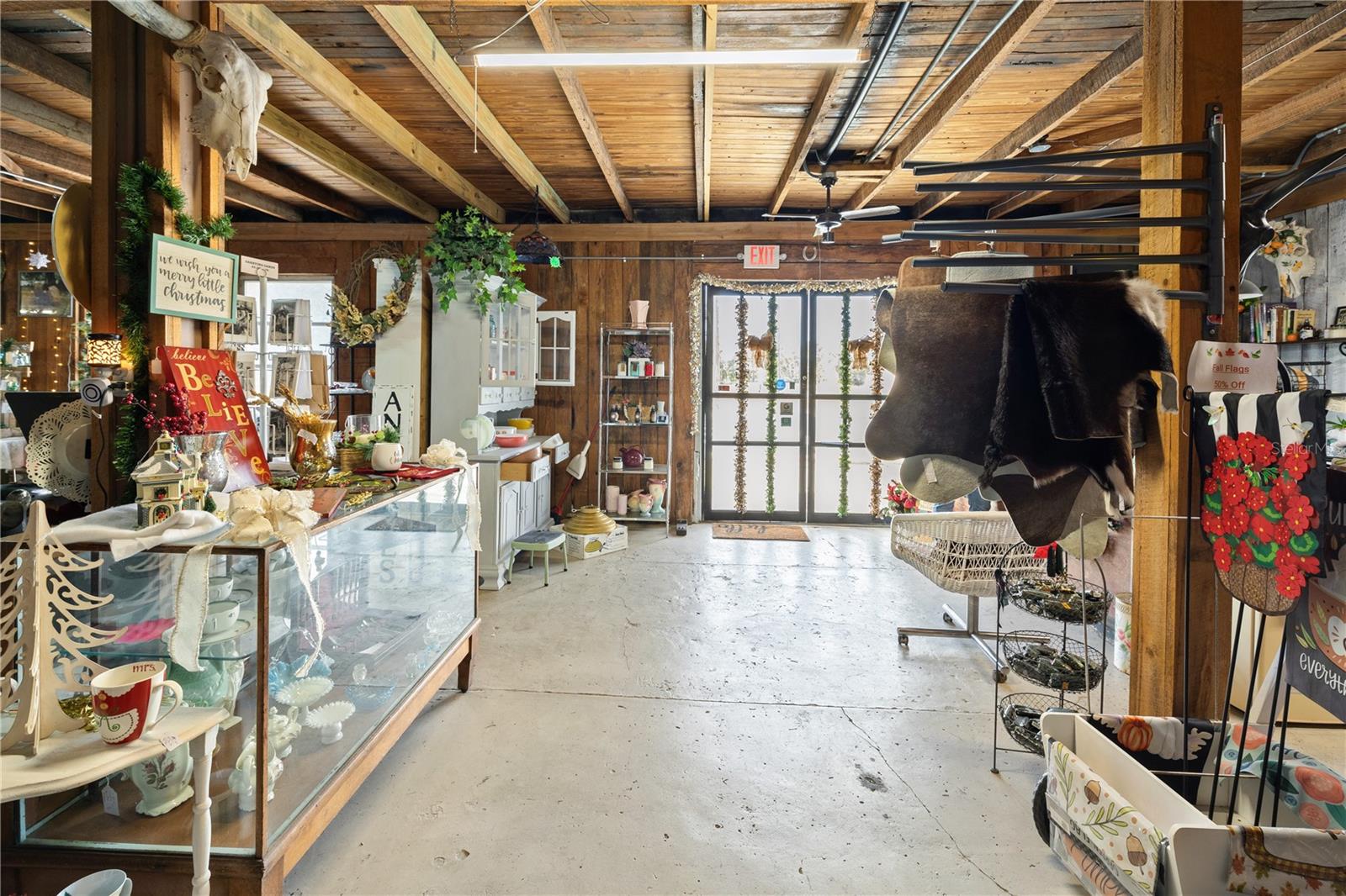 15 S MARKET BLVD, WEBSTER, FL, 33597