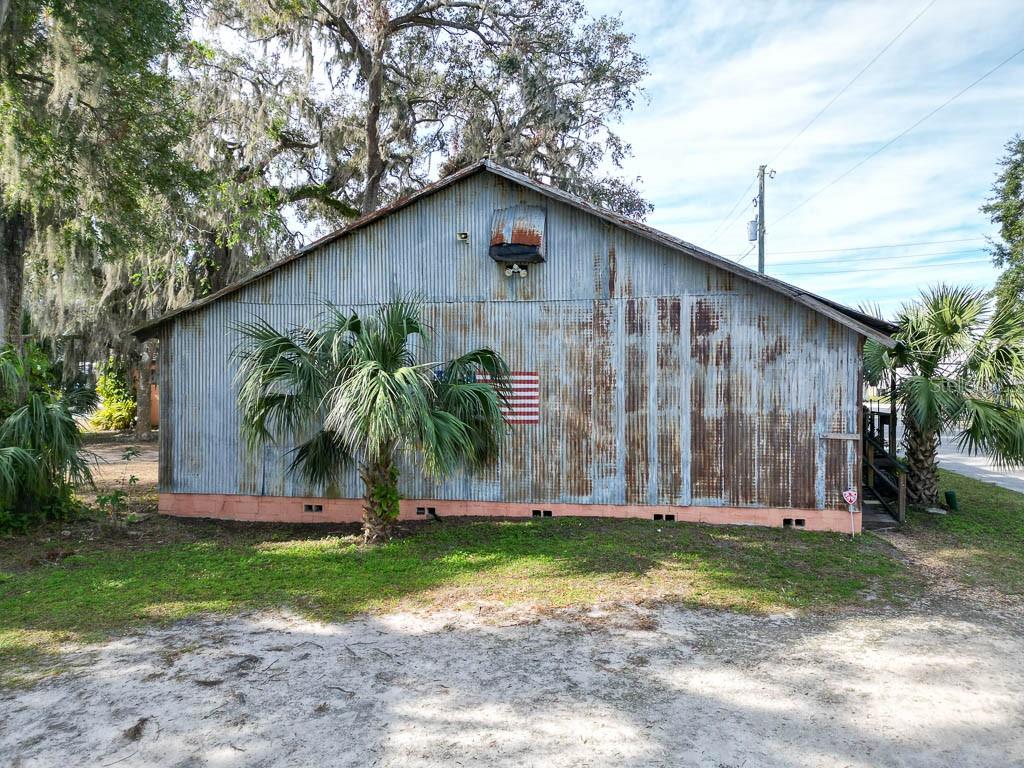 15 S MARKET BLVD, WEBSTER, FL, 33597