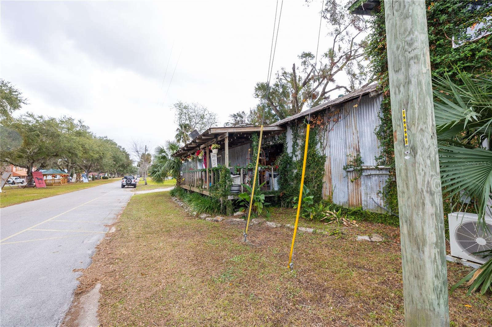 15 S MARKET BLVD, WEBSTER, FL, 33597