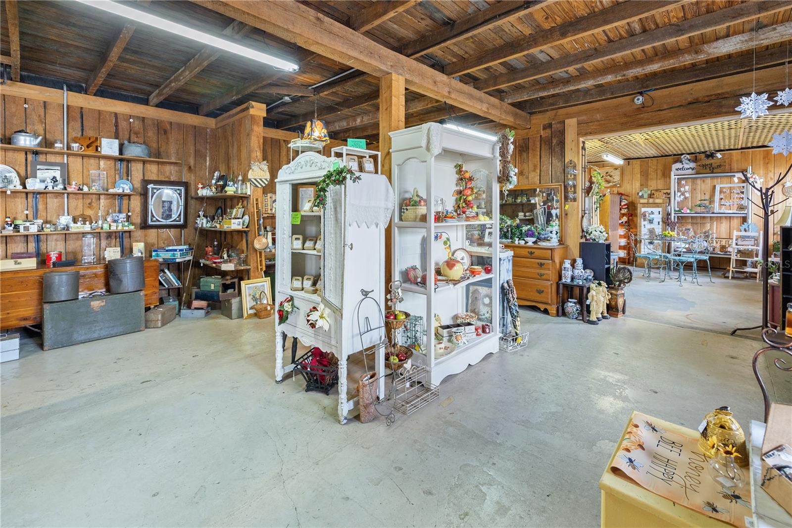 15 S MARKET BLVD, WEBSTER, FL, 33597