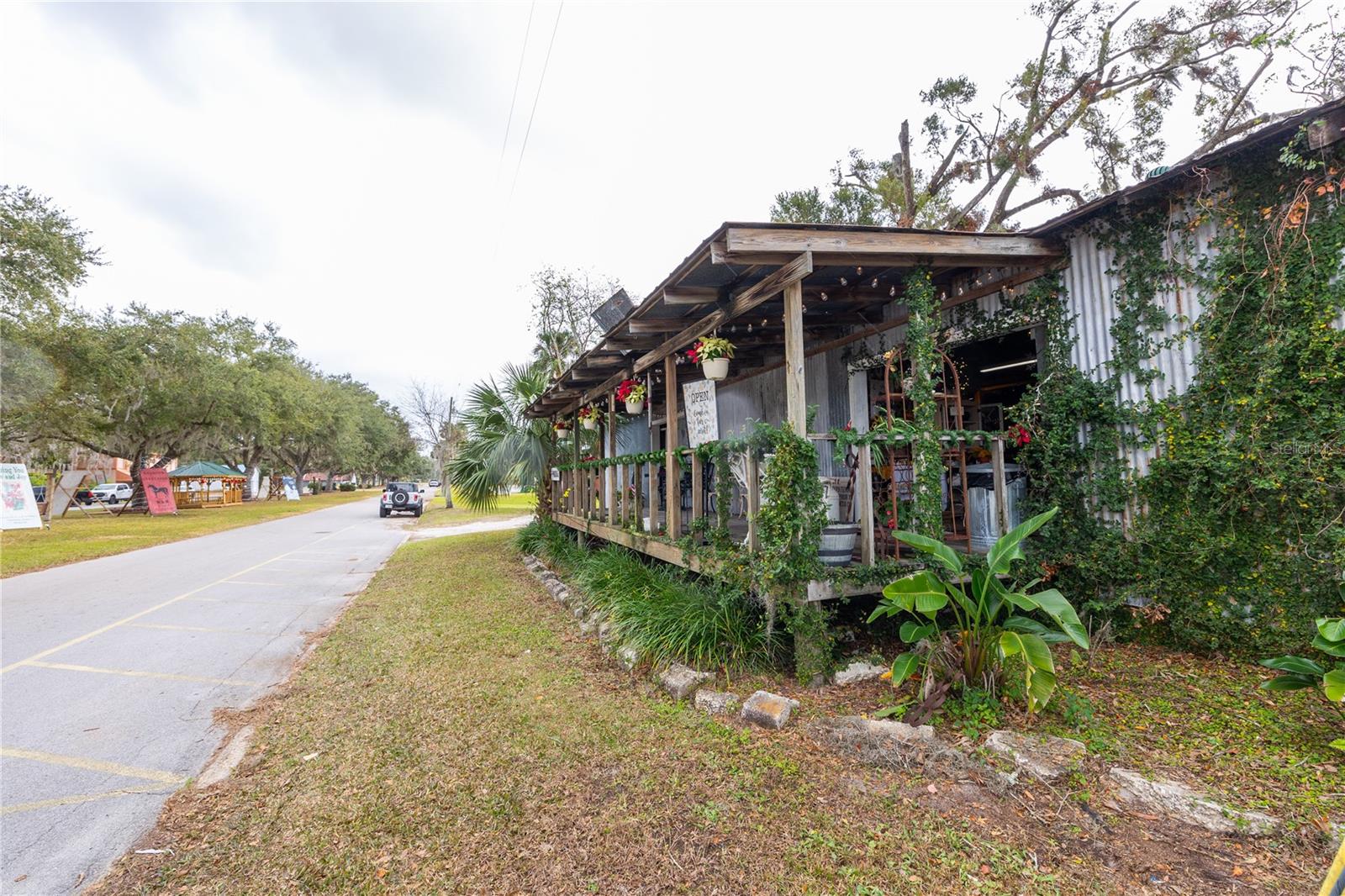 15 S MARKET BLVD, WEBSTER, FL, 33597