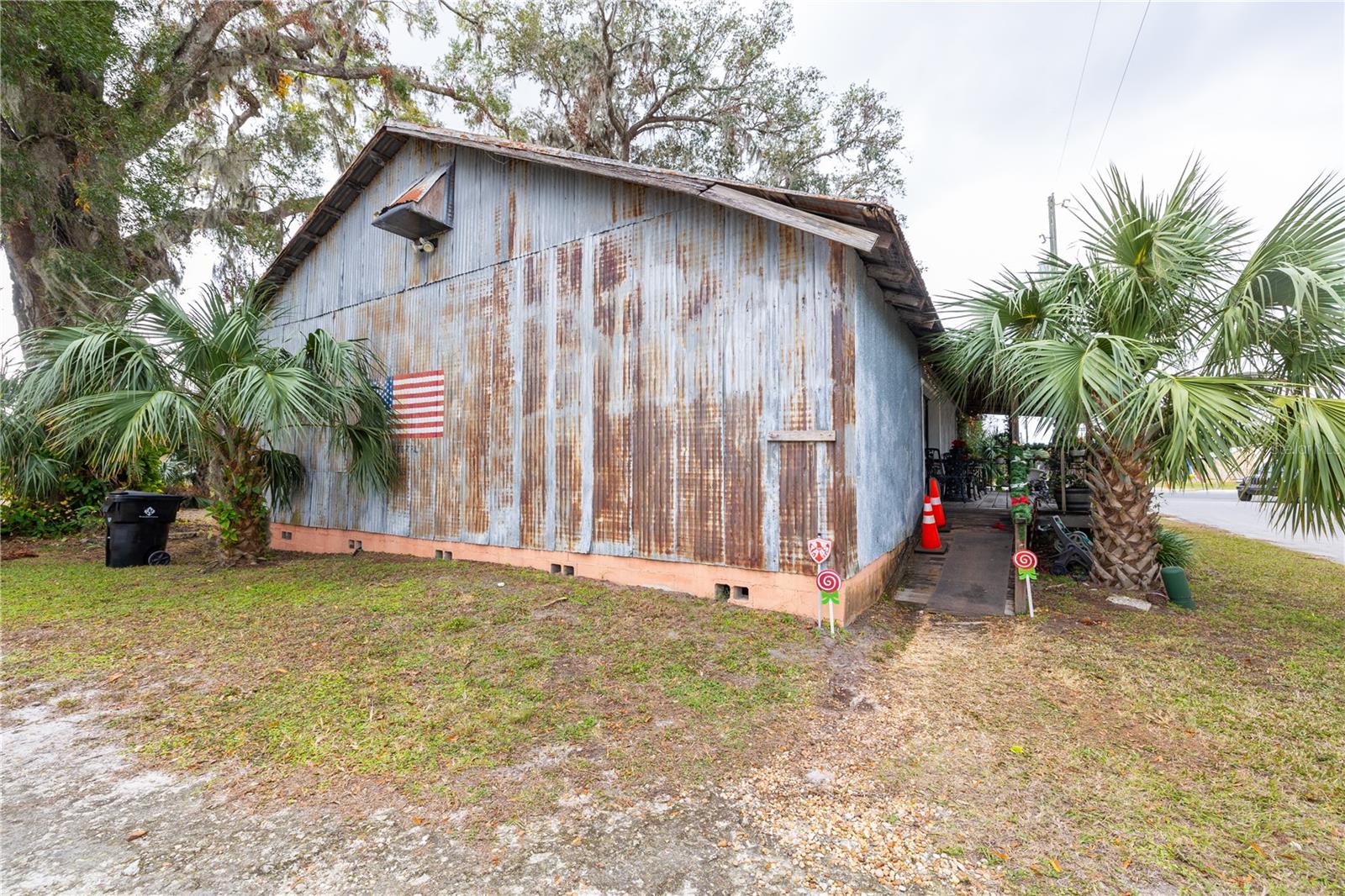 15 S MARKET BLVD, WEBSTER, FL, 33597