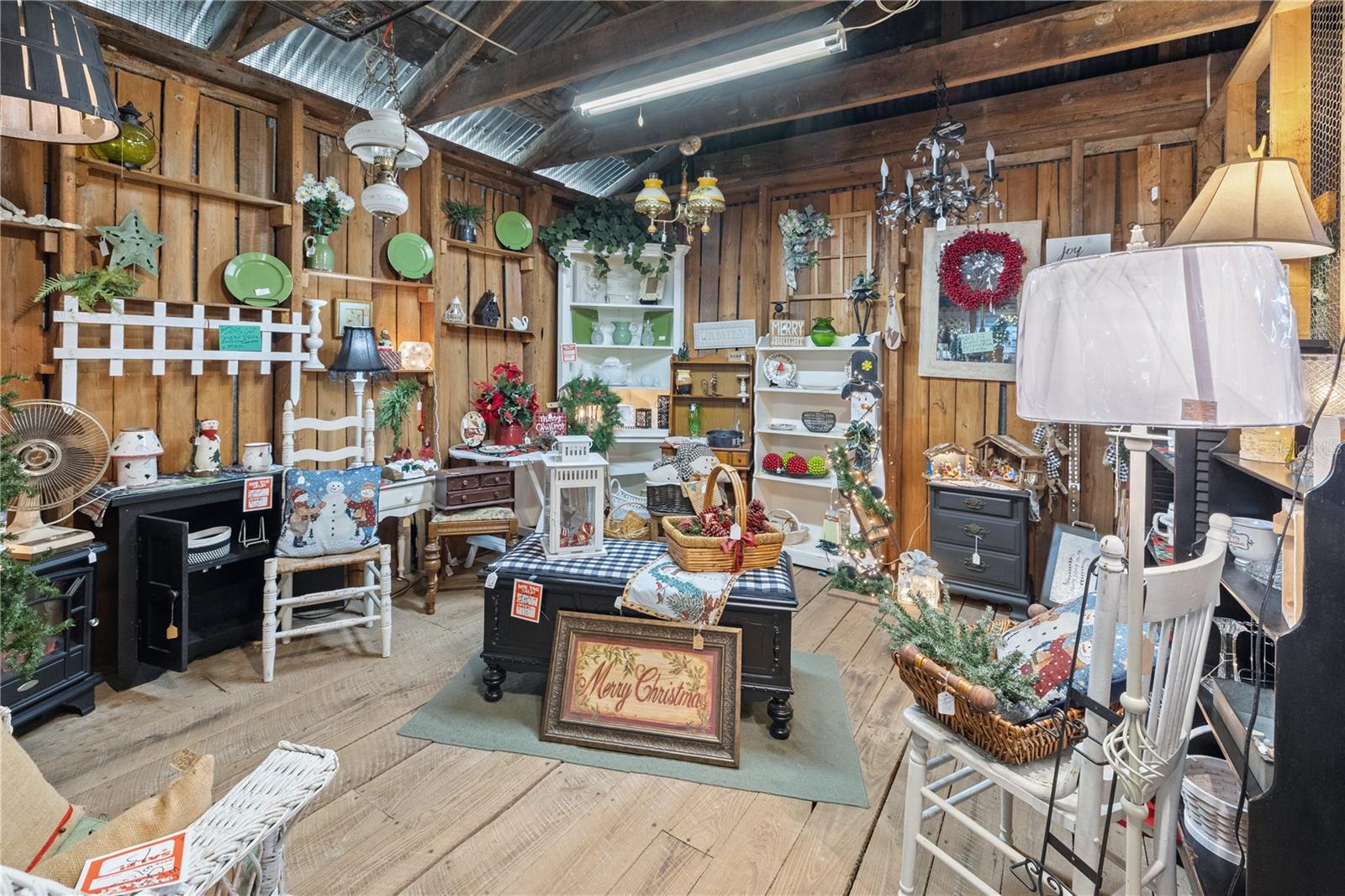 15 S MARKET BLVD, WEBSTER, FL, 33597
