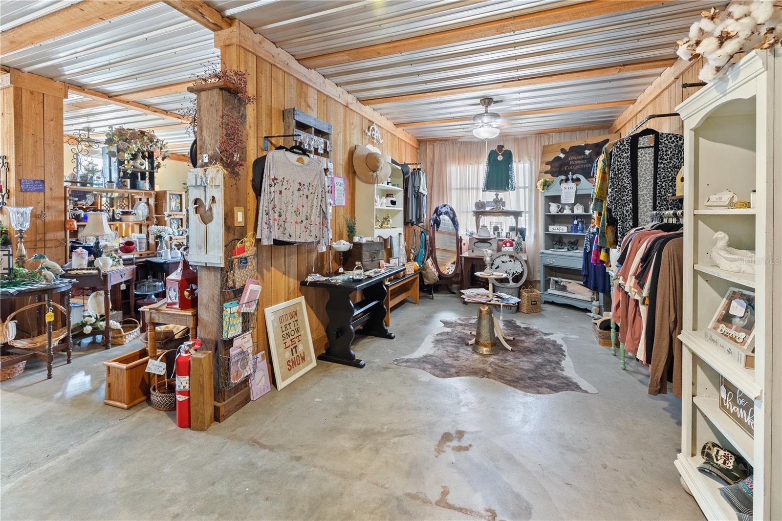 15 S MARKET BLVD, WEBSTER, FL, 33597