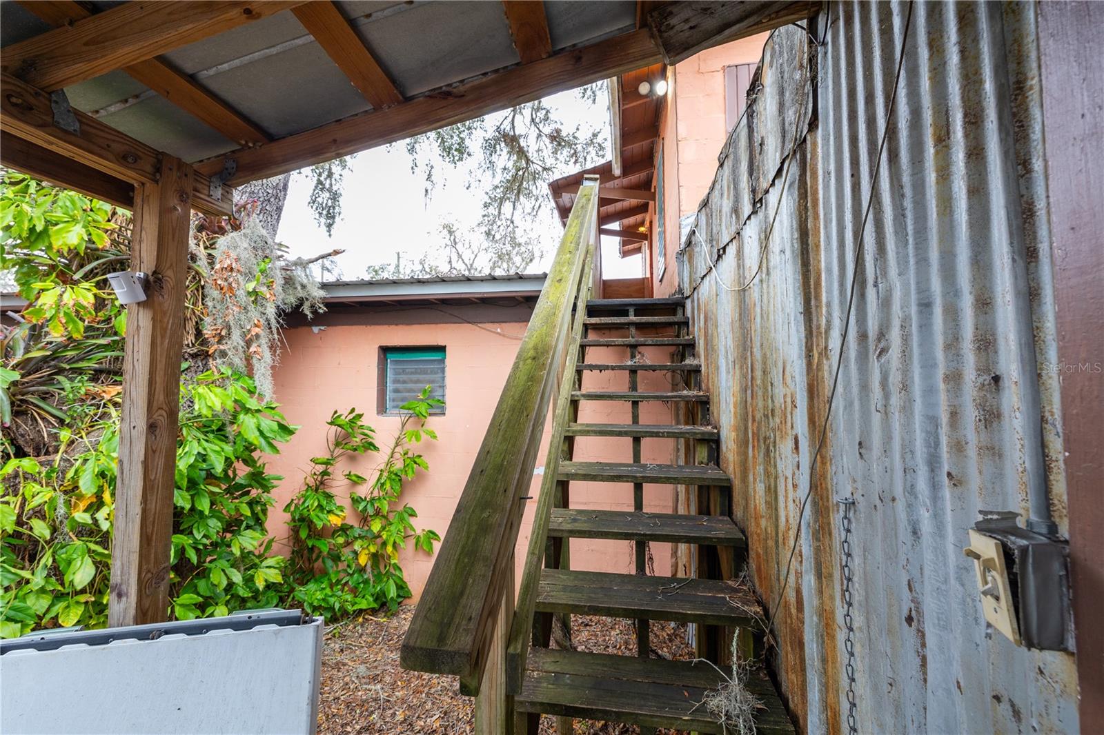 15 S MARKET BLVD, WEBSTER, FL, 33597