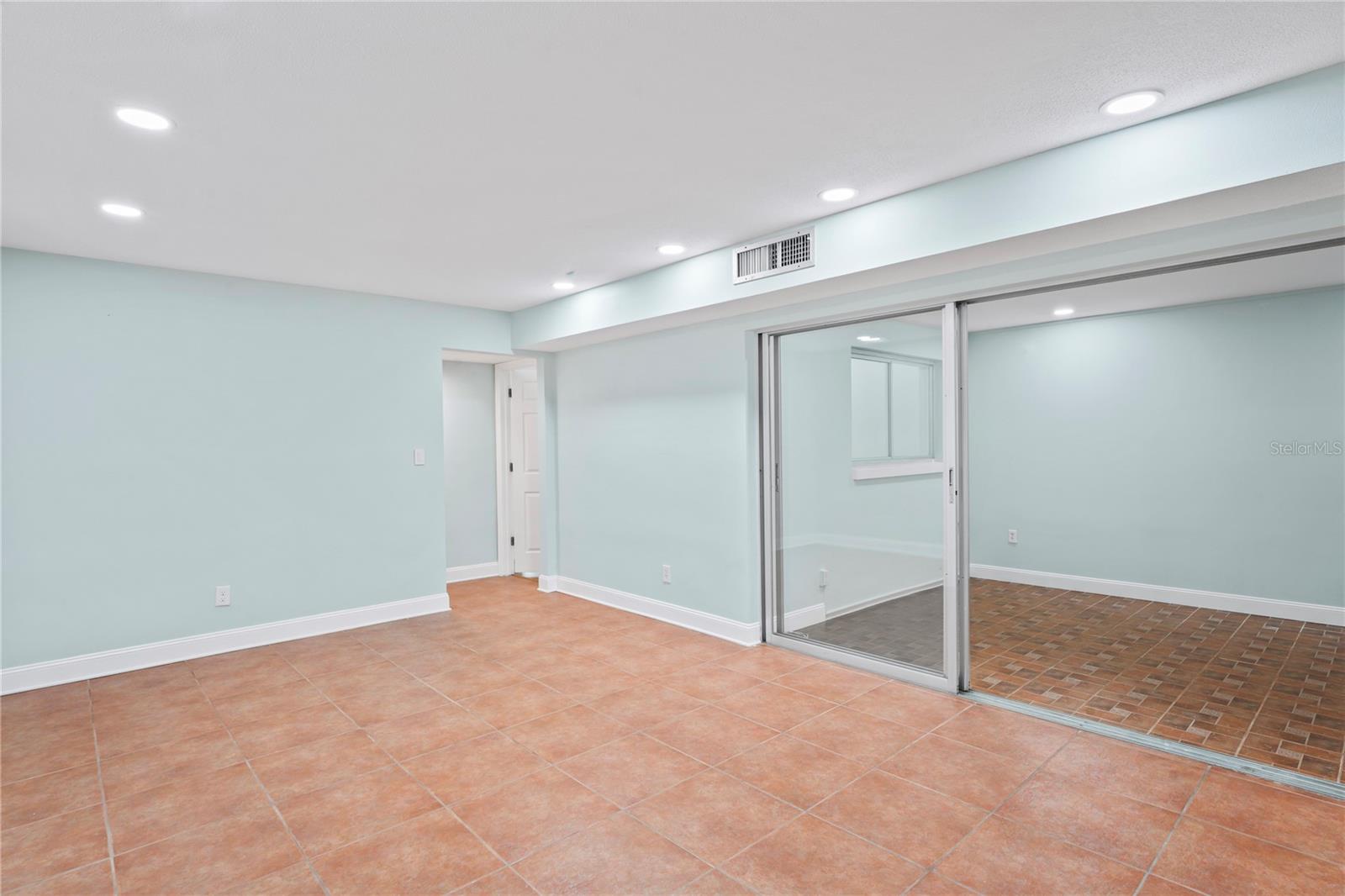 319 PORTREE DR, DUNEDIN, FL, 34698