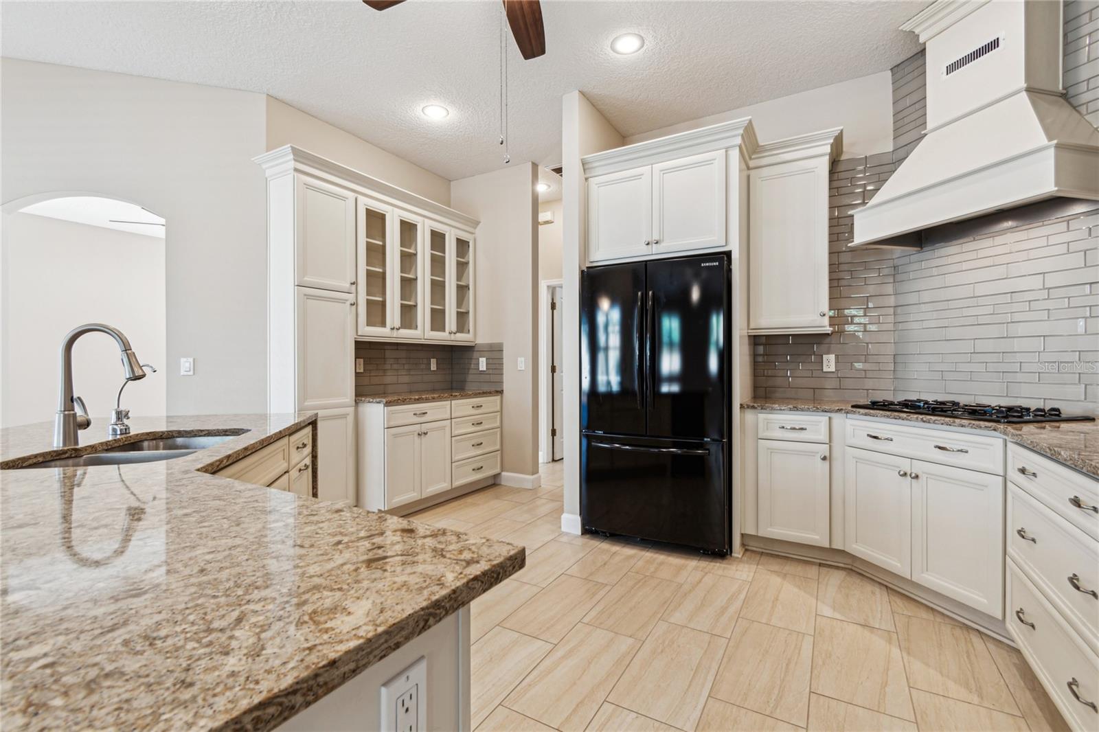 10325 MILLPORT DR, TAMPA, FL, 33626