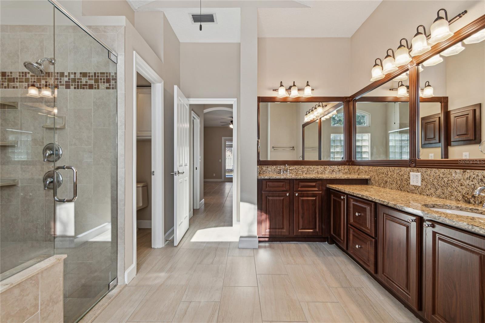 10325 MILLPORT DR, TAMPA, FL, 33626