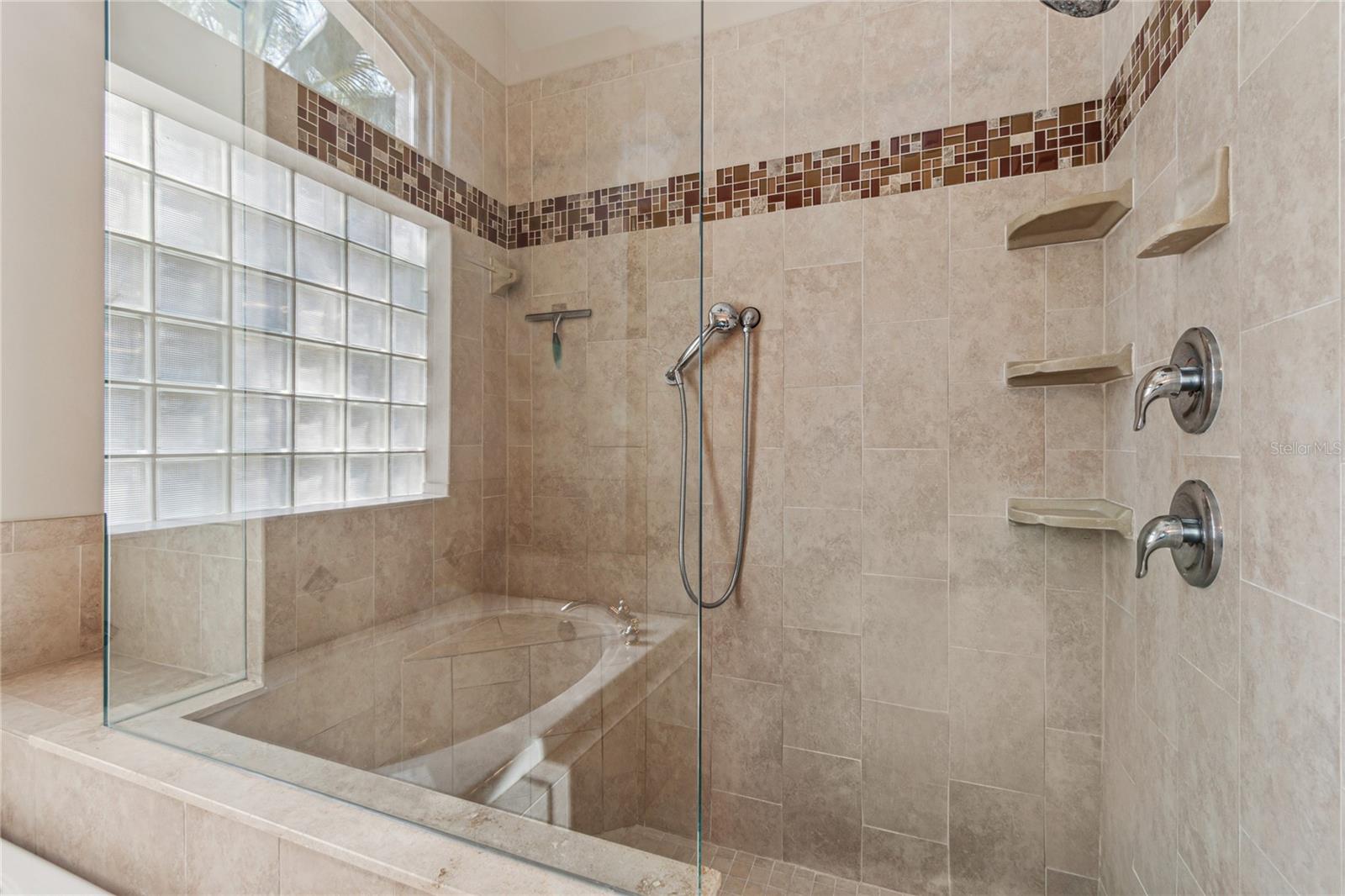 10325 MILLPORT DR, TAMPA, FL, 33626