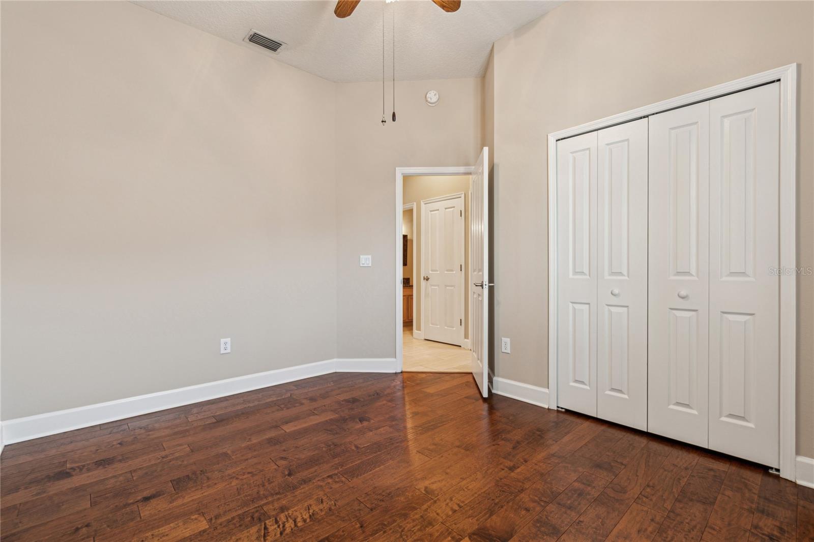 10325 MILLPORT DR, TAMPA, FL, 33626