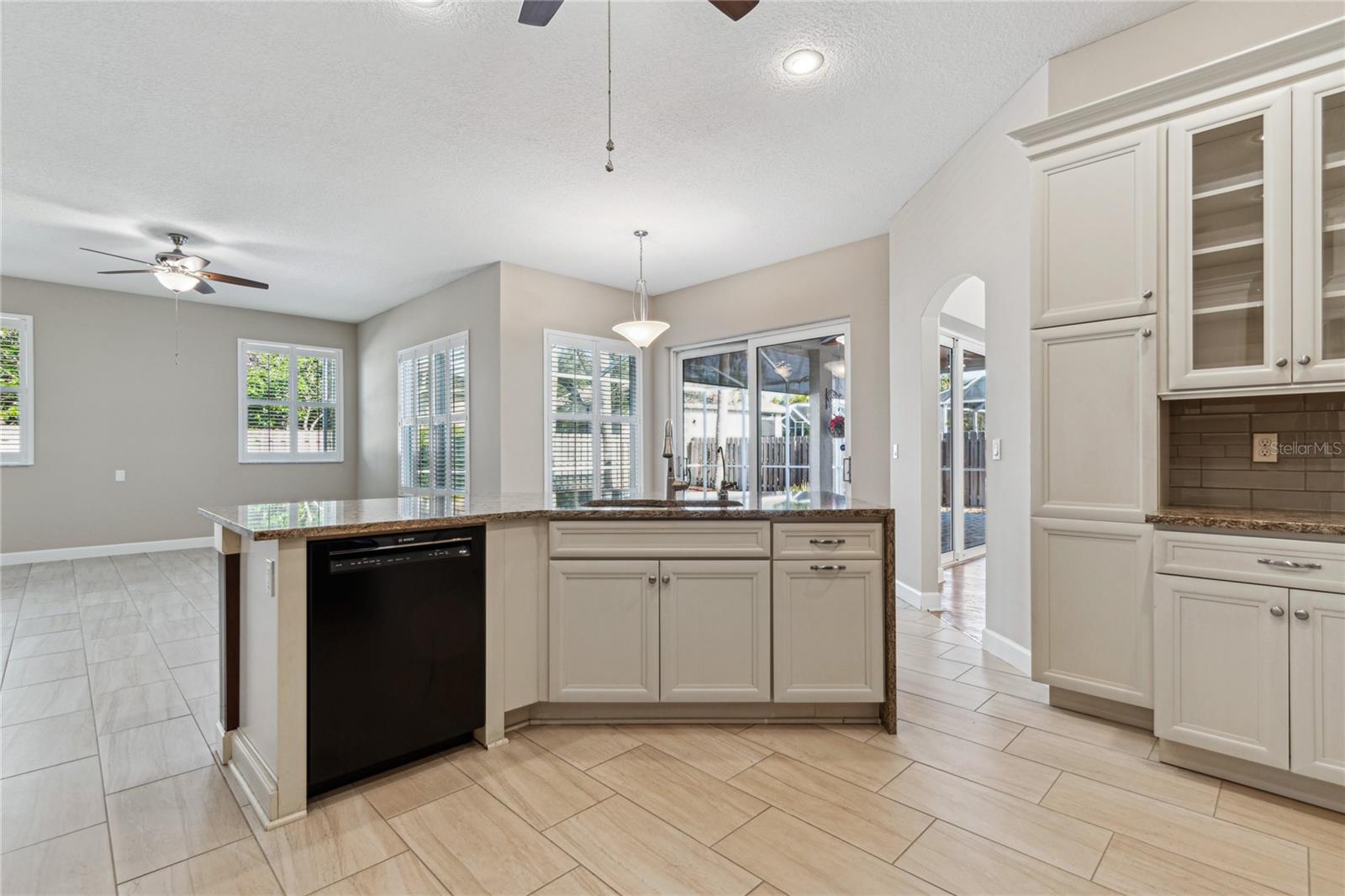 10325 MILLPORT DR, TAMPA, FL, 33626