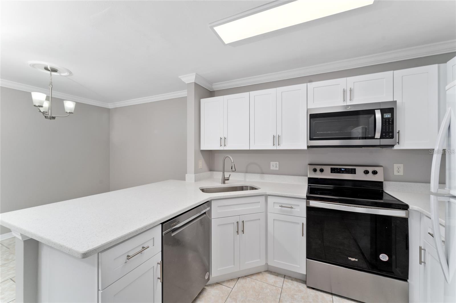 5950 WESTGATE DR #103, ORLANDO, FL, 32835