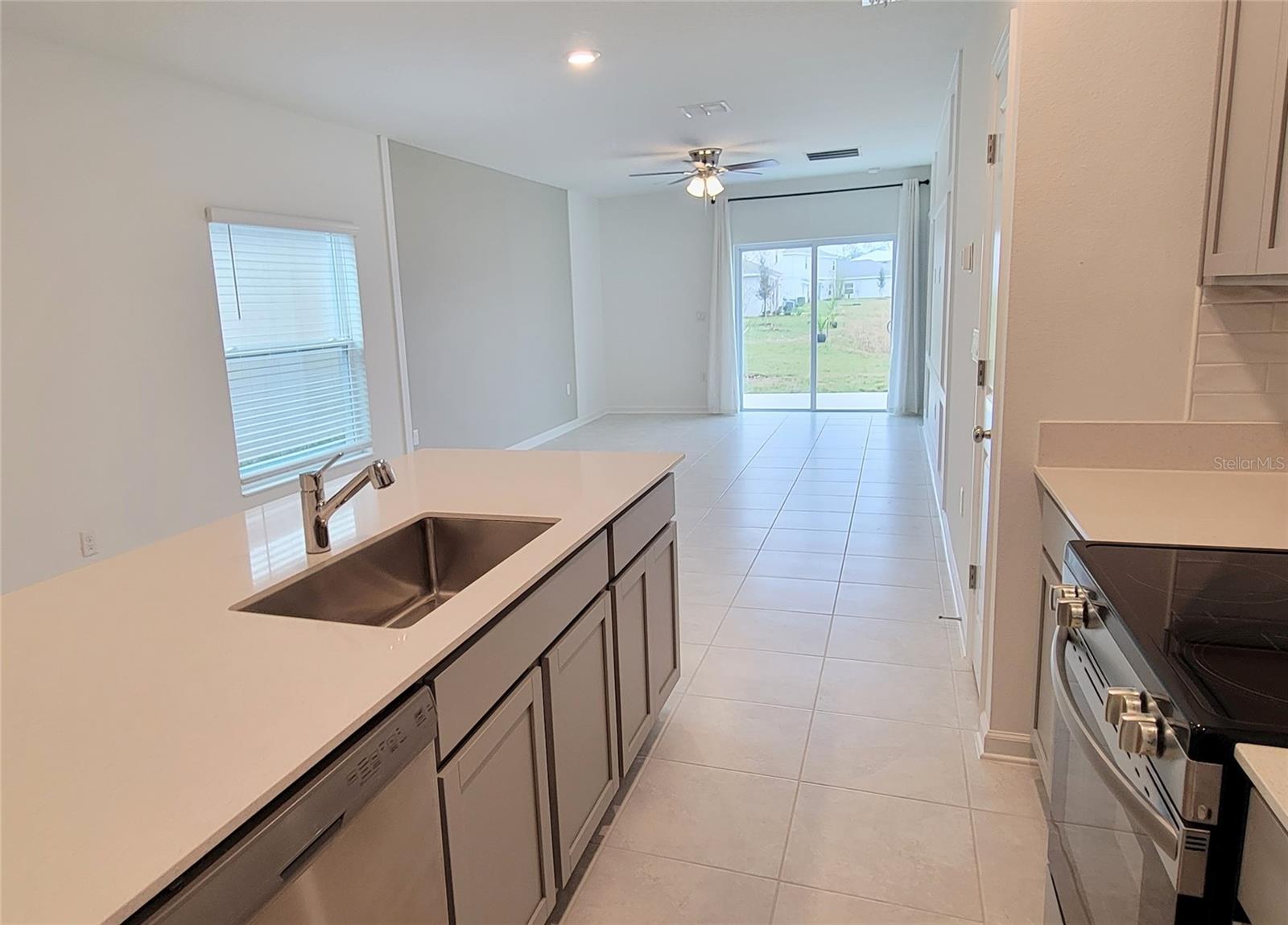 2195 GREEN VALLEY ST, DAYTONA BEACH, FL, 32124