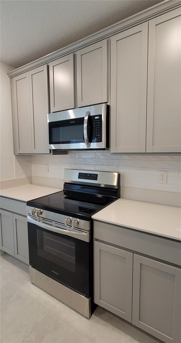 2195 GREEN VALLEY ST, DAYTONA BEACH, FL, 32124