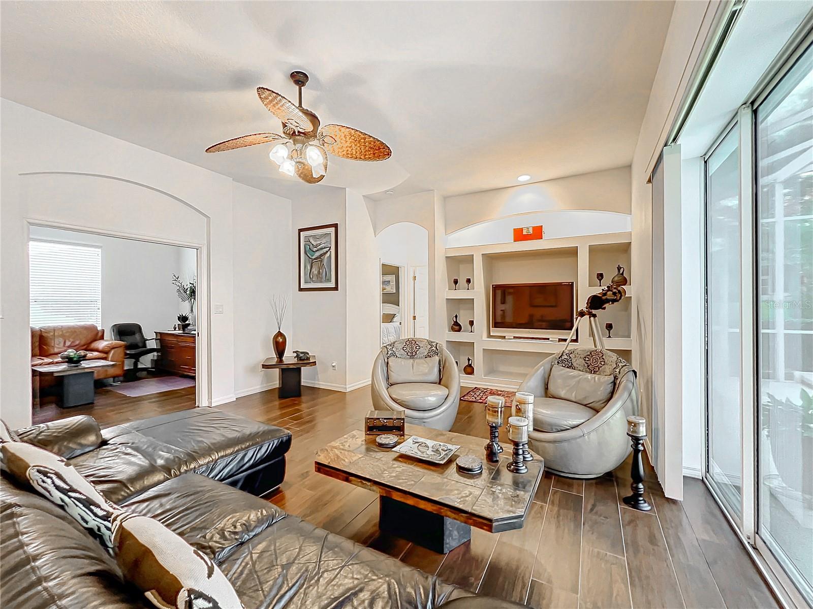 25321 FOREST OAK CT, LEESBURG, FL, 34748