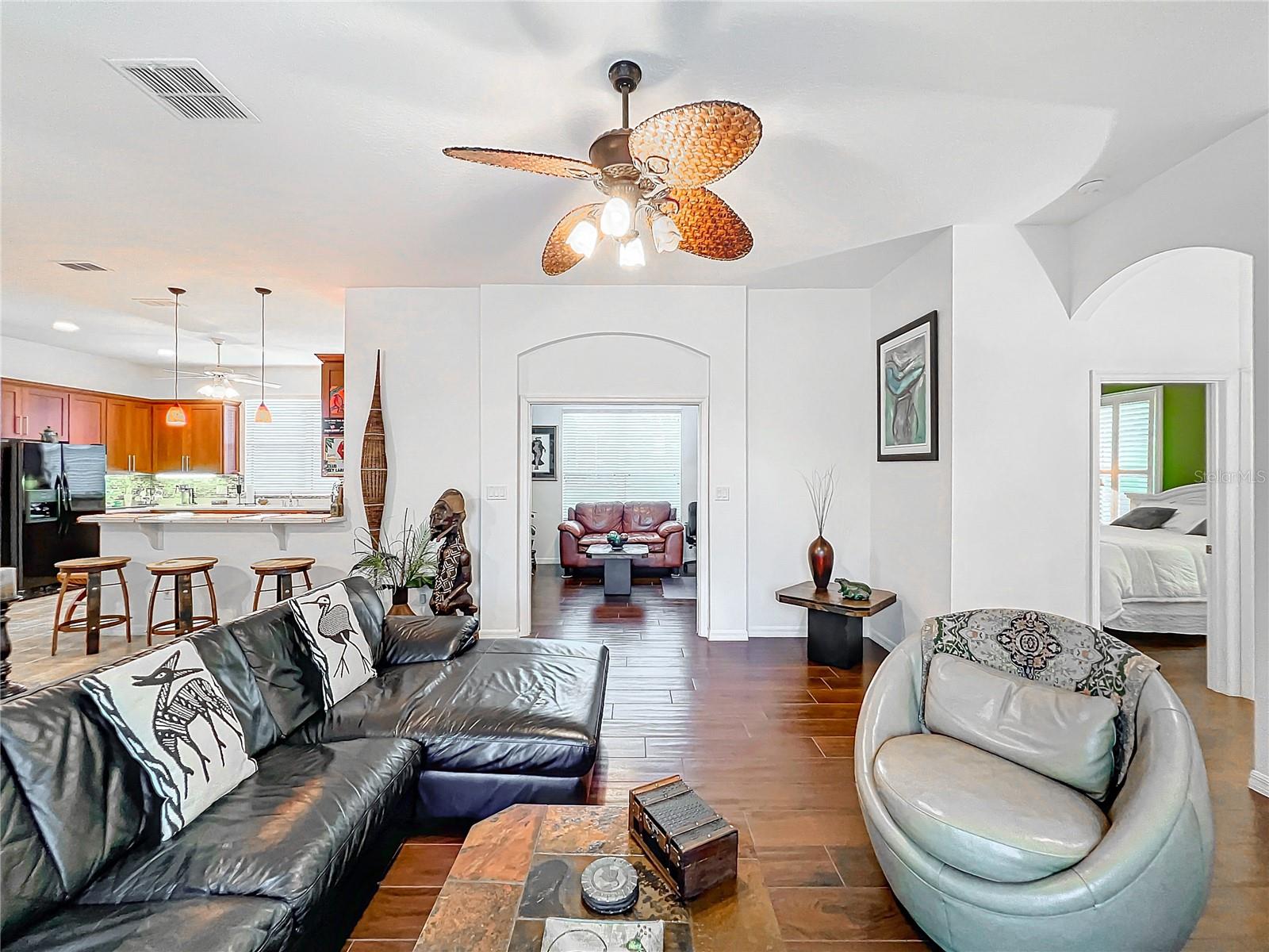 25321 FOREST OAK CT, LEESBURG, FL, 34748