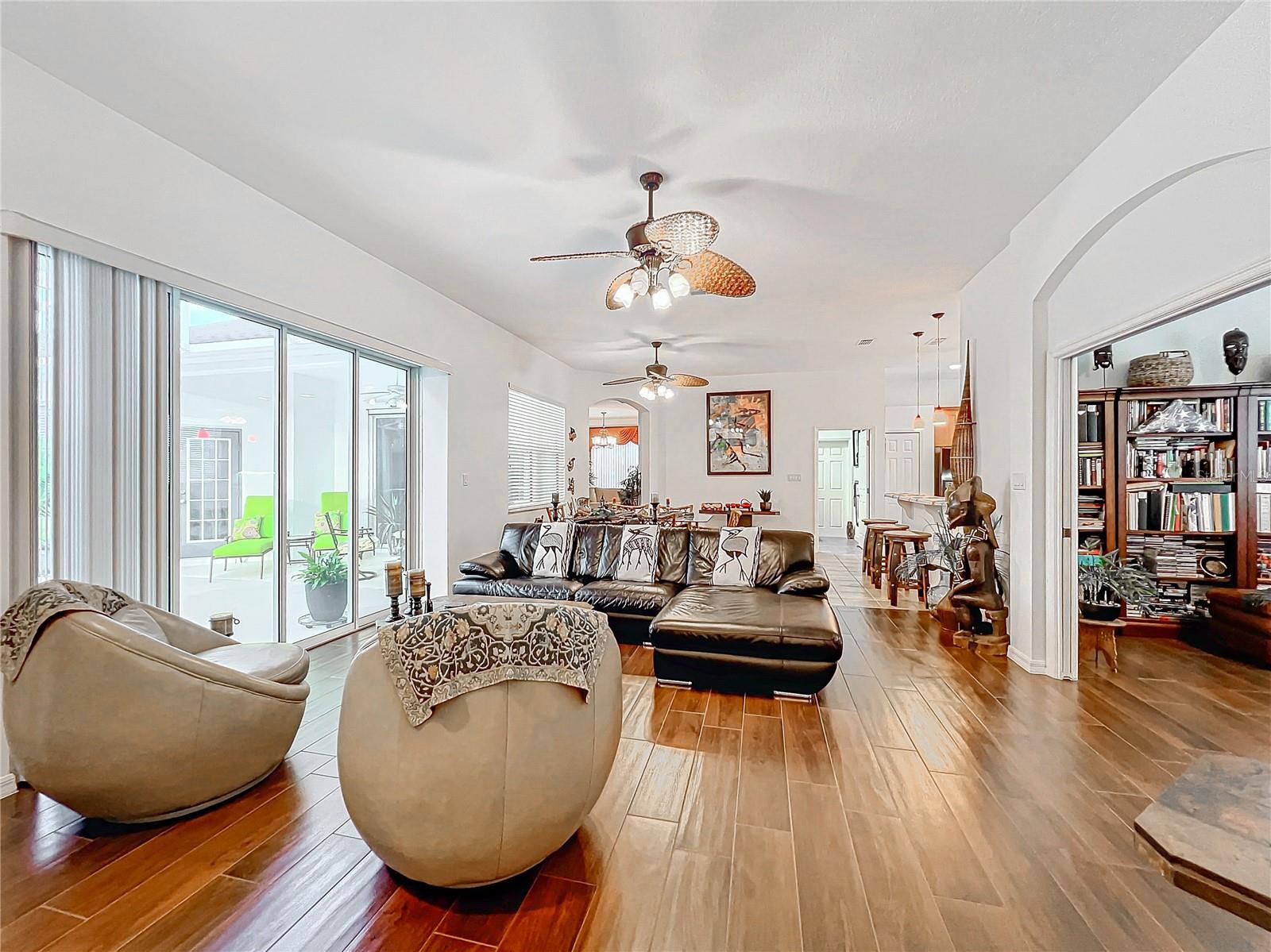 25321 FOREST OAK CT, LEESBURG, FL, 34748