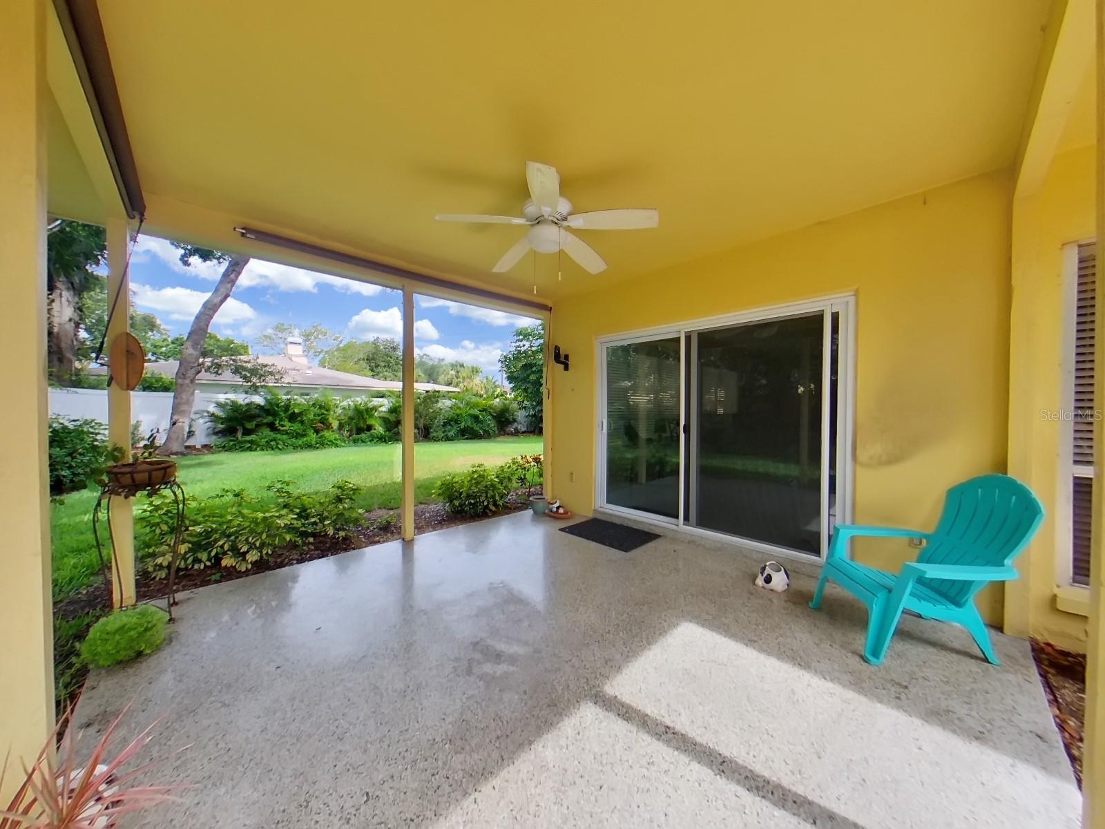 136 BAY POINT DR NE, ST PETERSBURG, FL, 33704