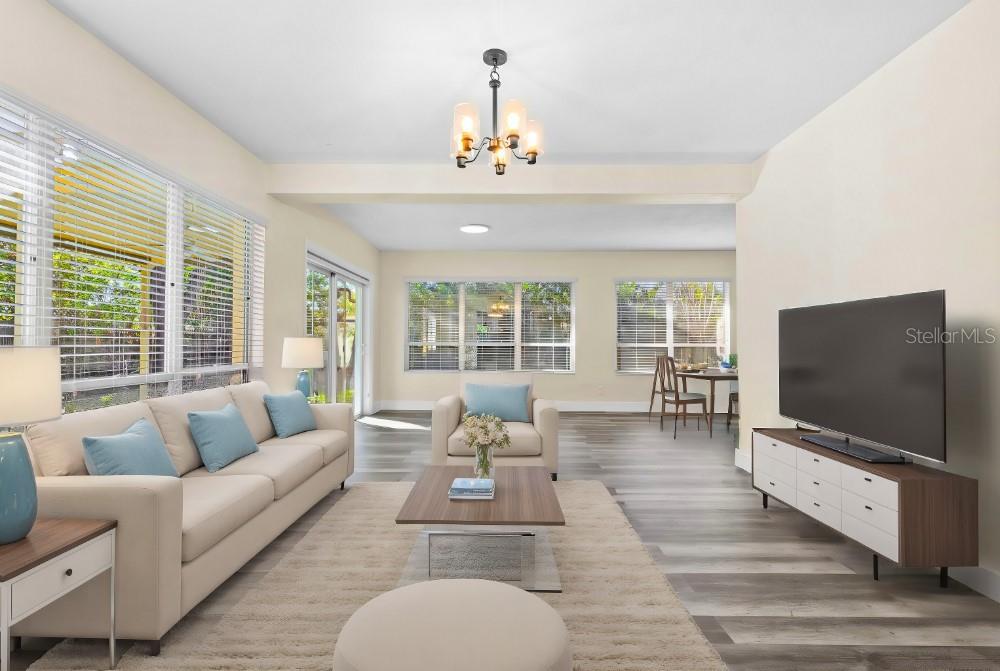 136 BAY POINT DR NE, ST PETERSBURG, FL, 33704