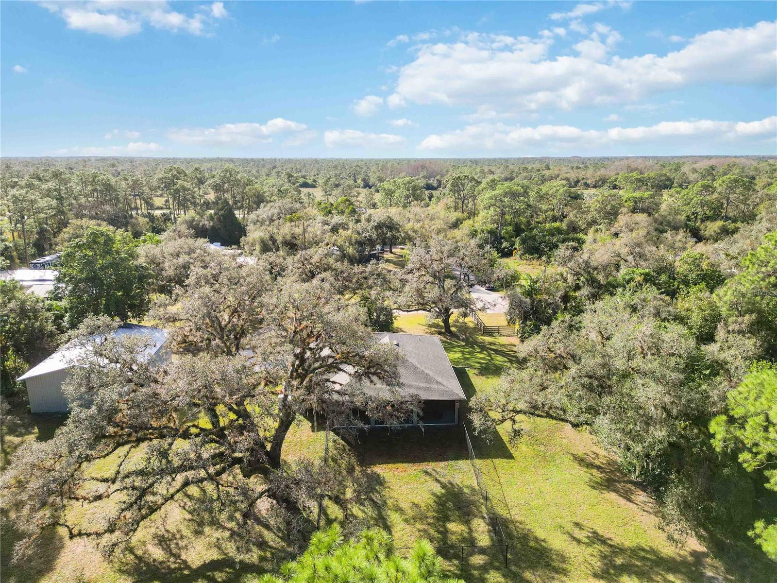 2391 LIPPINCOTT RD, ALVA, FL, 33920
