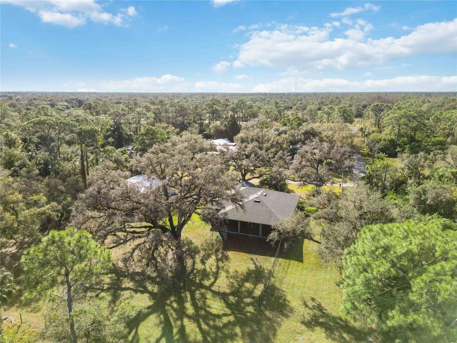 2391 LIPPINCOTT RD, ALVA, FL, 33920