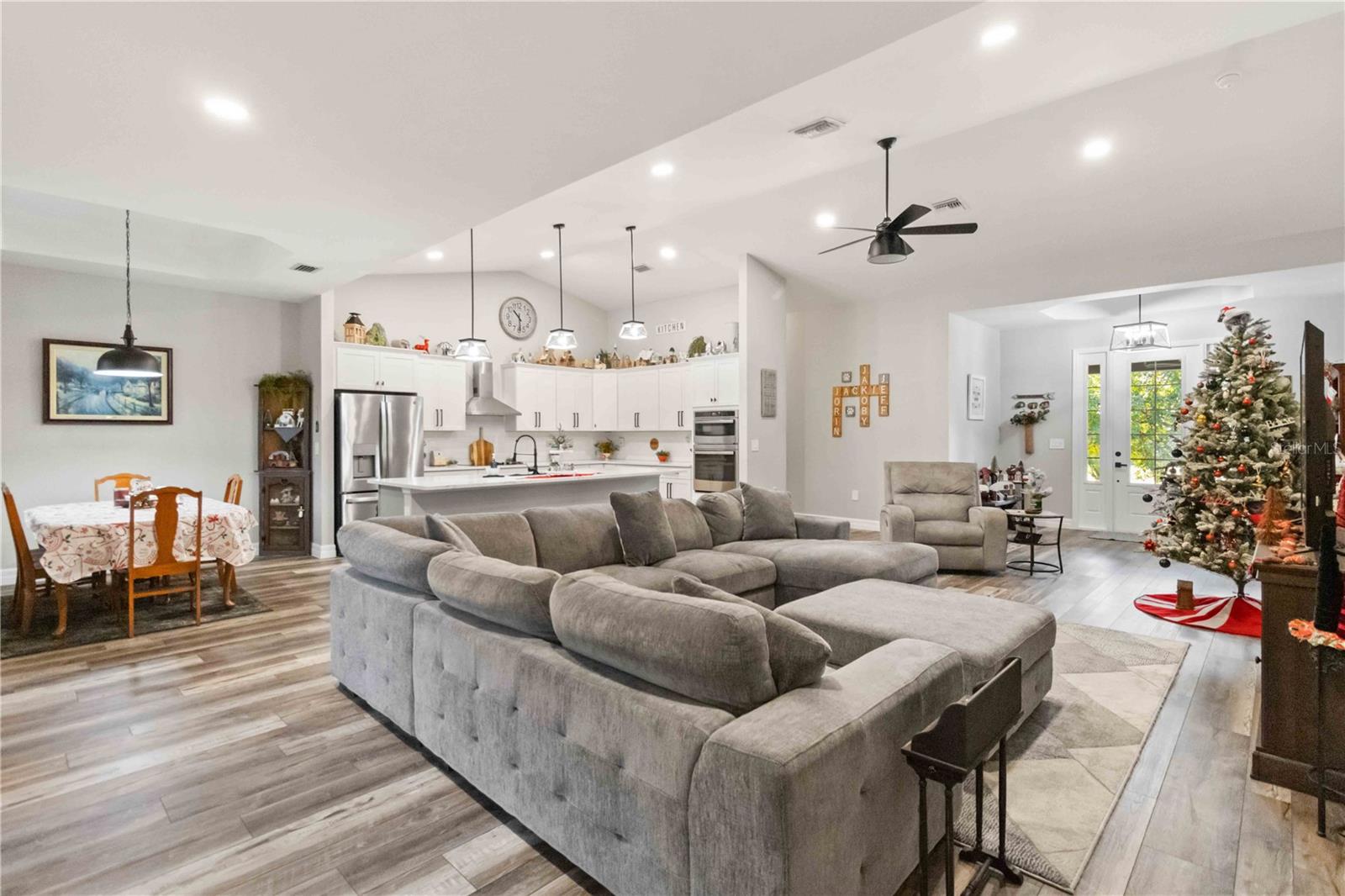 2391 LIPPINCOTT RD, ALVA, FL, 33920