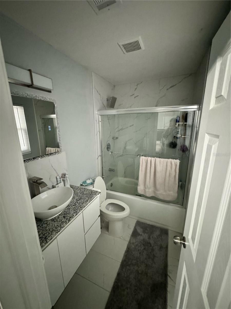 6617 TRAVIS BLVD, TAMPA, FL, 33610