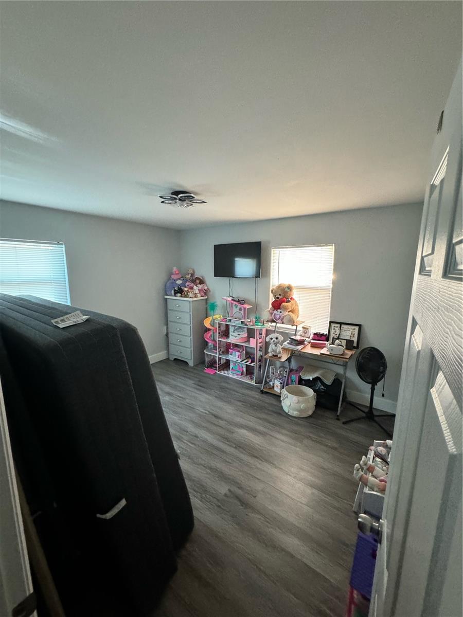 6617 TRAVIS BLVD, TAMPA, FL, 33610