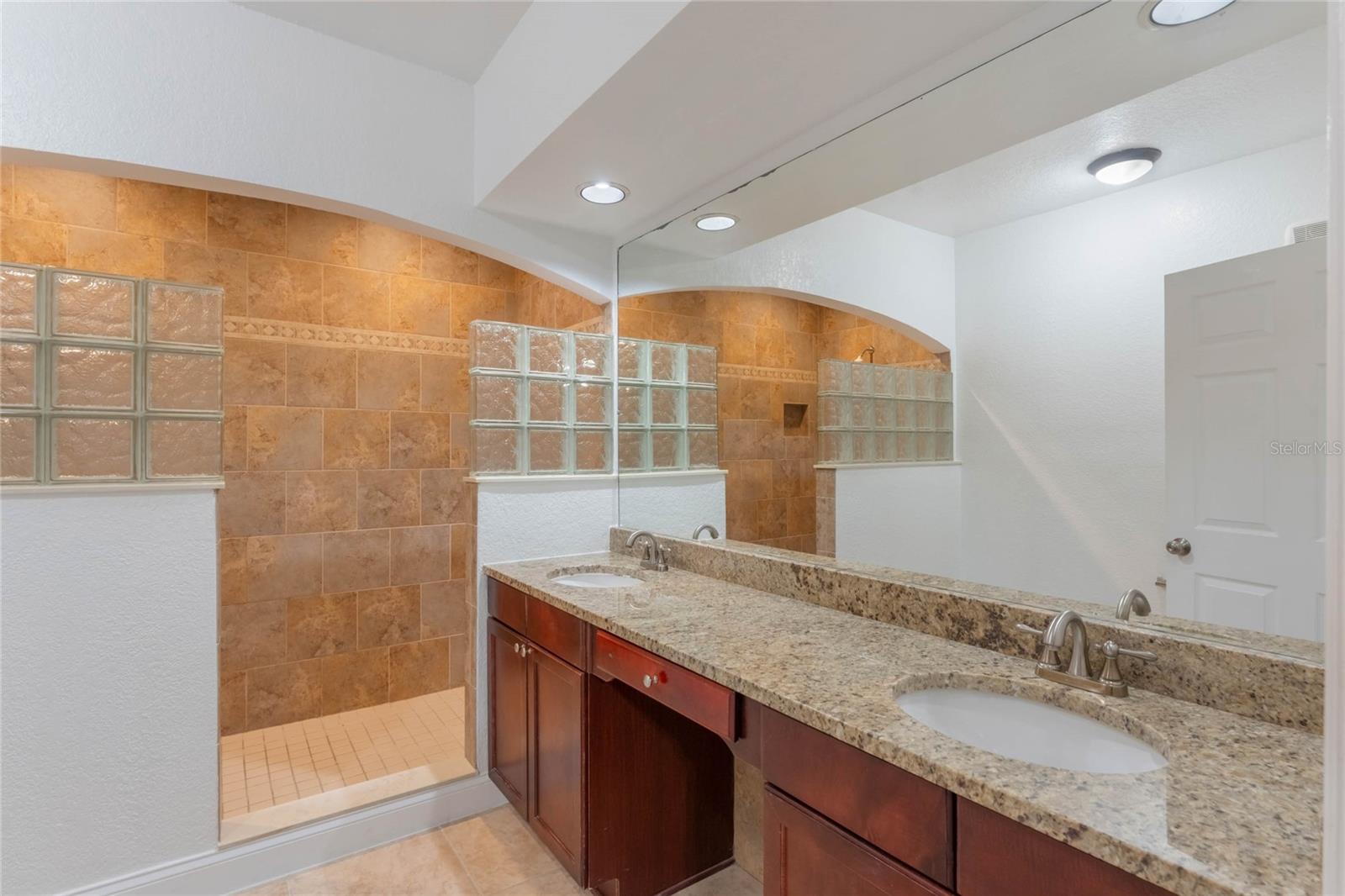 213 VILLA DI ESTE TER #113, LAKE MARY, FL, 32746