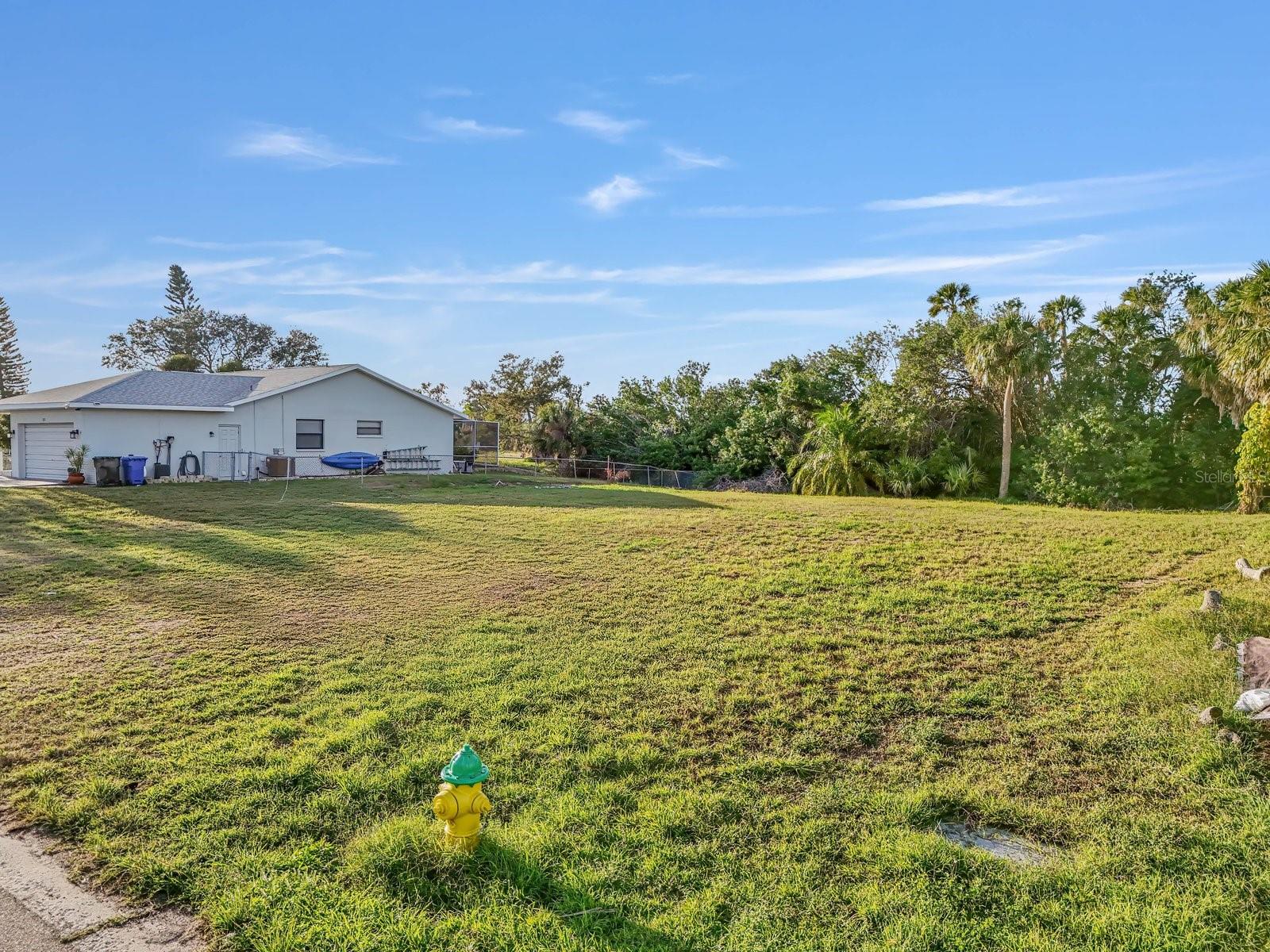 901 EAGLE LN, APOLLO BEACH, FL, 33572