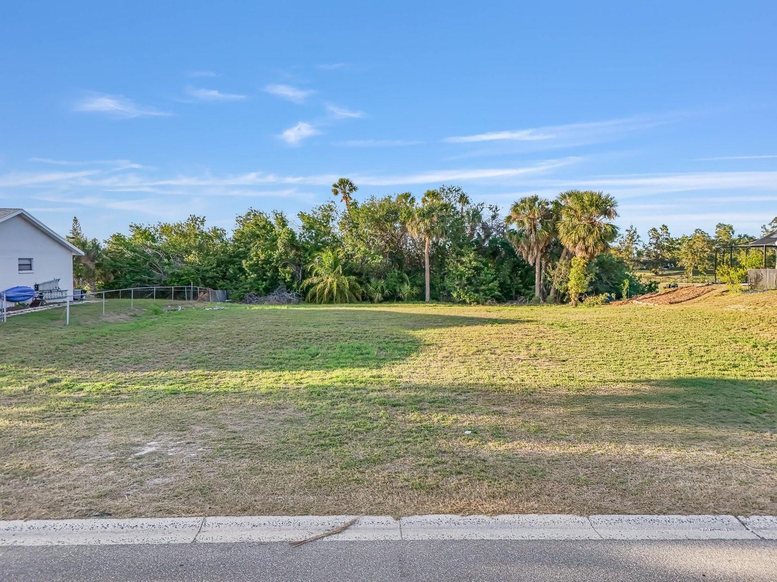 901 EAGLE LN, APOLLO BEACH, FL, 33572